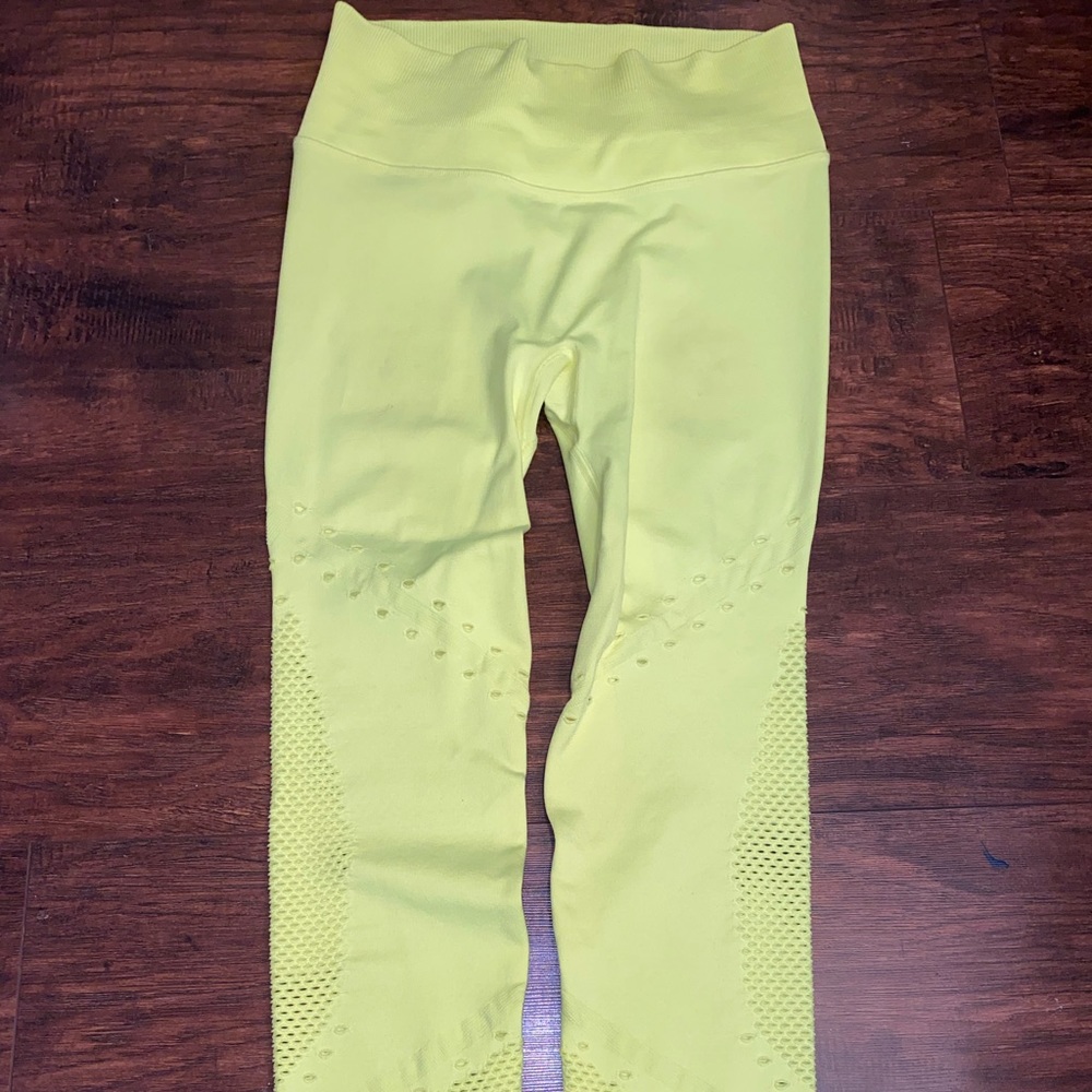 Victoria’s Secret leggings